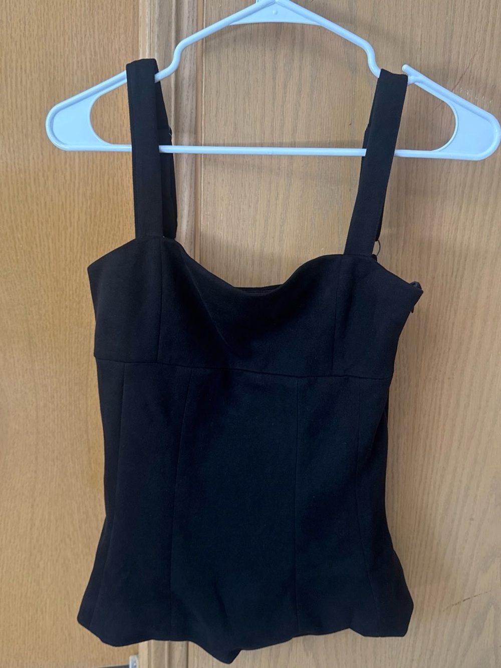 Emerson Lang Black top